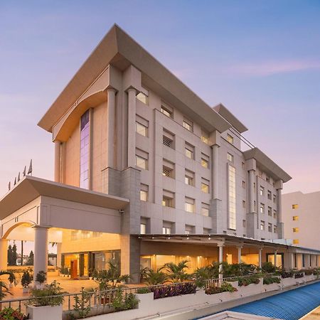 Hotel Claresta Hosūr Esterno foto